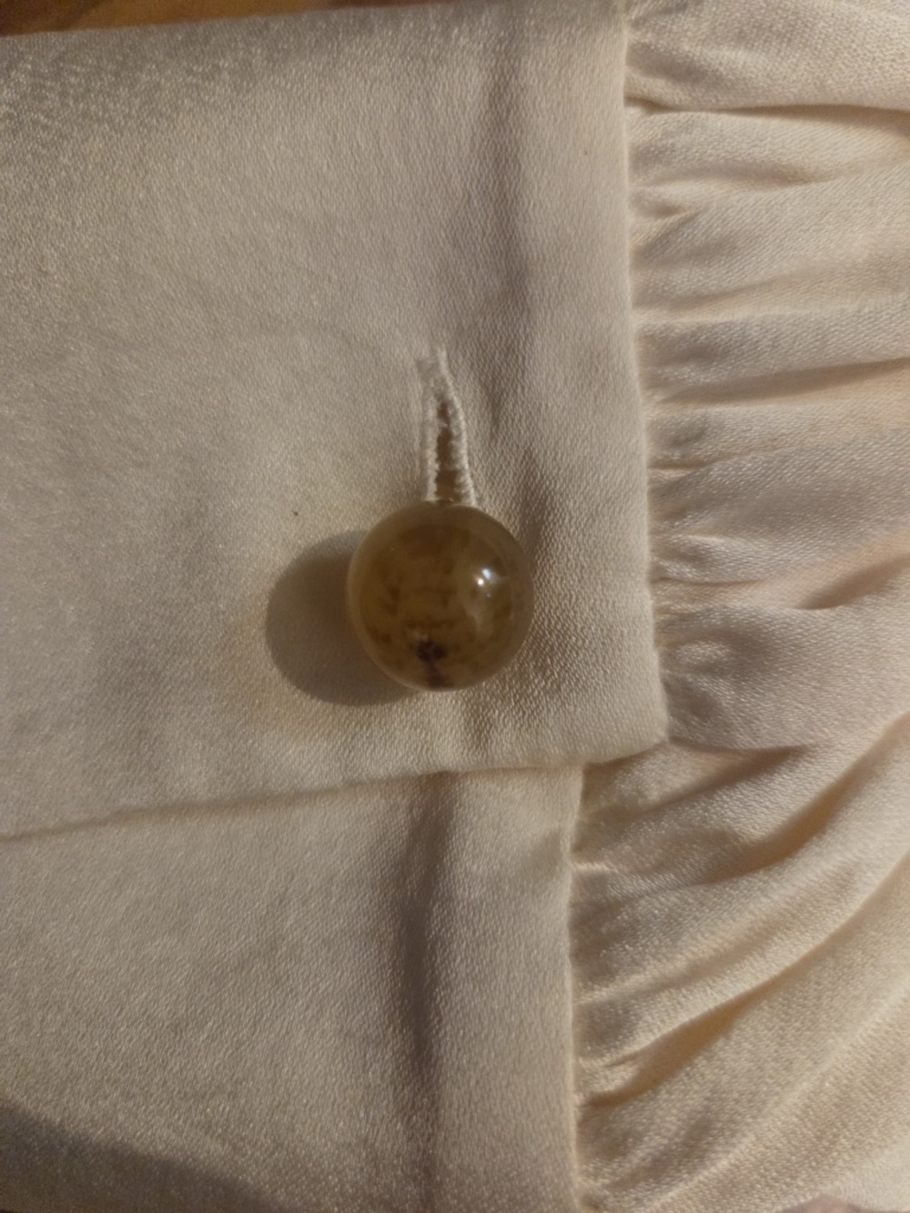 Vince Cream Crew Neck Balloon-Sleeve Blouse zipper on center back. - Picture 7 of 8